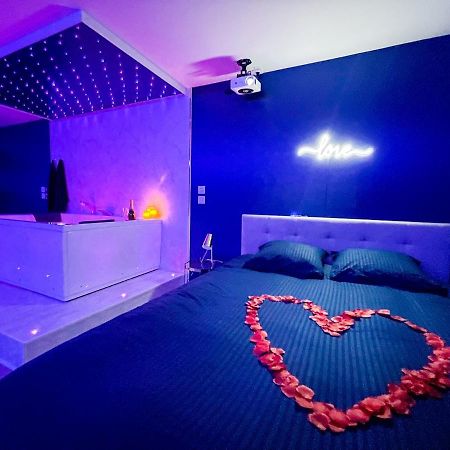 Spa Sous Les Etoiles - Cinema - Netflix - Parking - Gare Amiens Buitenkant foto