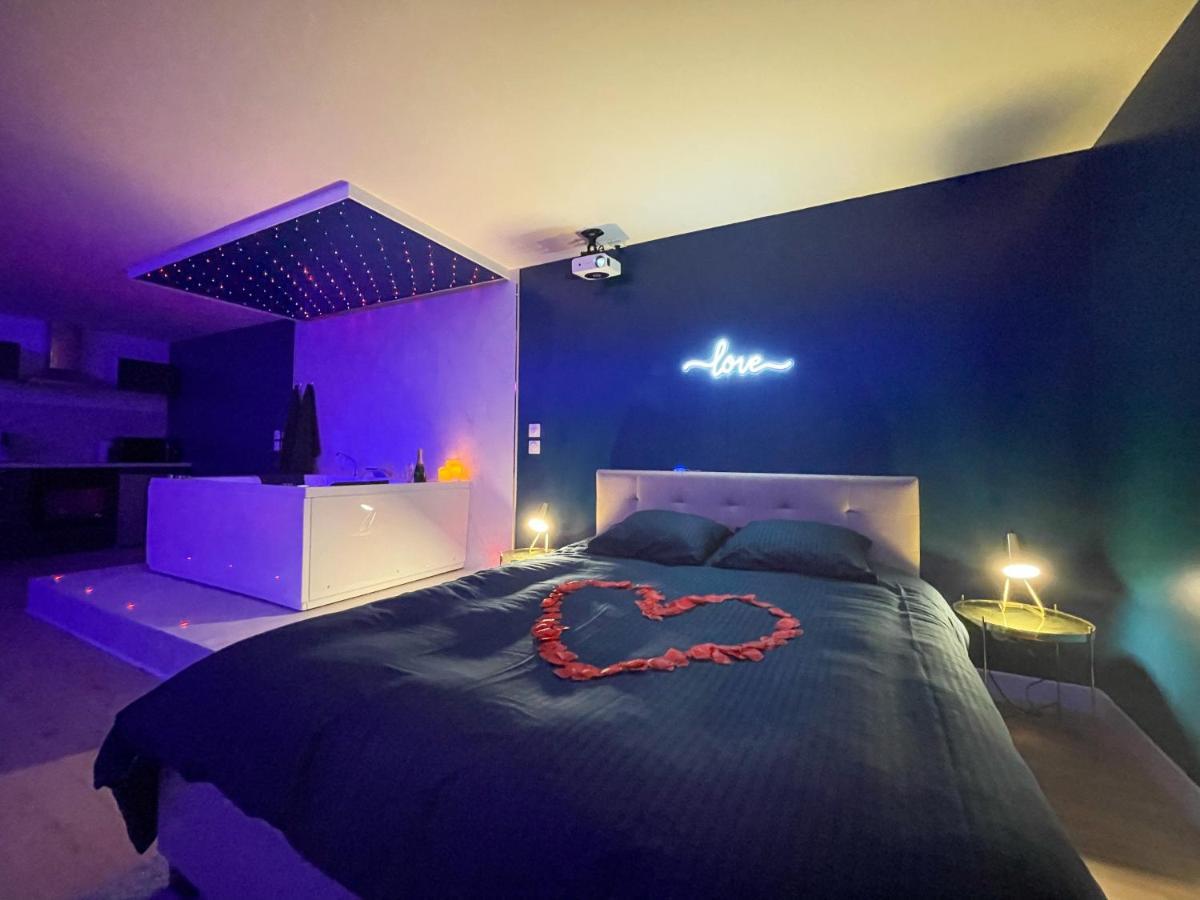 Spa Sous Les Etoiles - Cinema - Netflix - Parking - Gare Amiens Buitenkant foto